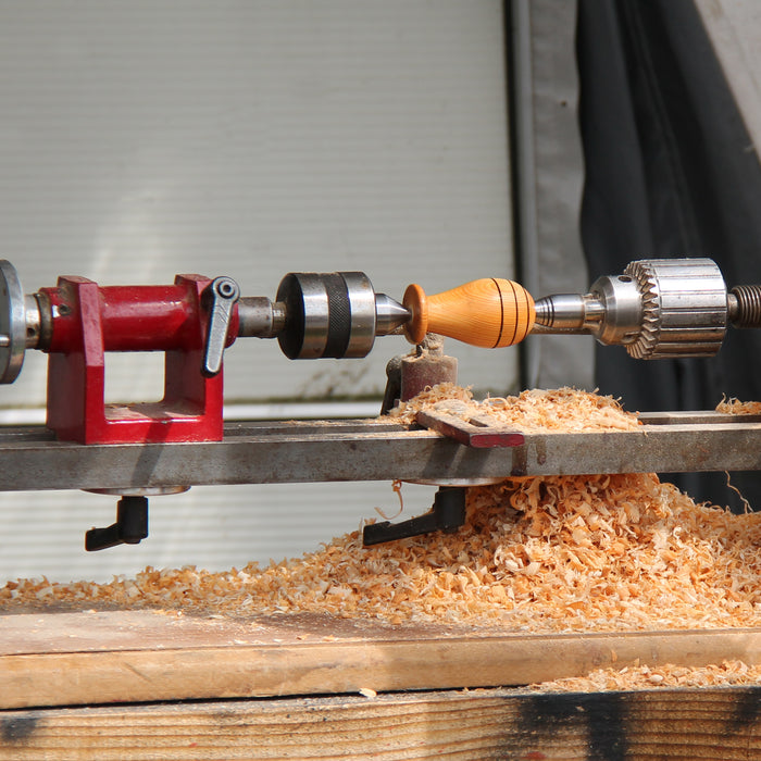The Beginner's Guide to Woodturning; Unleashing Creativity With Every Turn